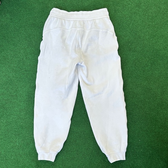 GUC Lululemon Scuba High-Rise Relaxed Jogger White Size 4 - Picture 4 of 15